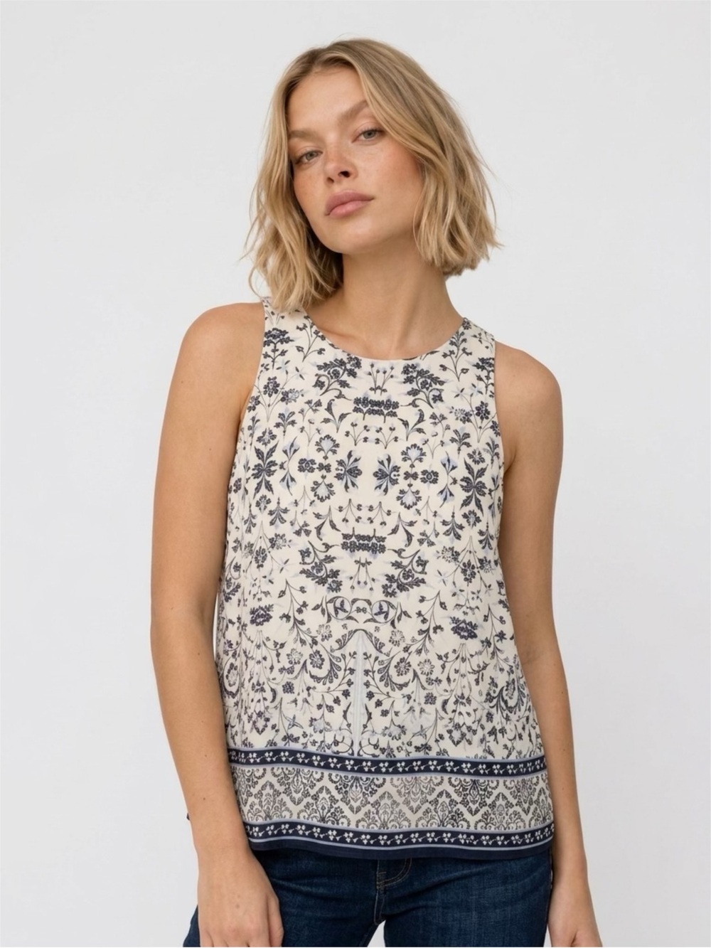 Max Studio Cream Blue Design Top | size M